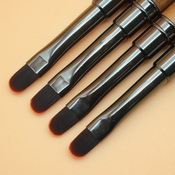 Oval Gel Brush (Cọ Làm Gel Builder, TAP Gel)